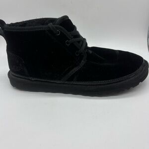 Ugg Nemuel Lace Up Chukka Boots Men’s Black Velvet Sz US 7 EU 39.5 #1018665